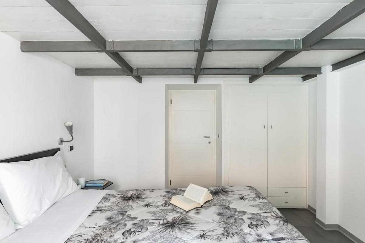 Trevi Fountain Modern Loft Apartment Рим Екстер'єр фото
